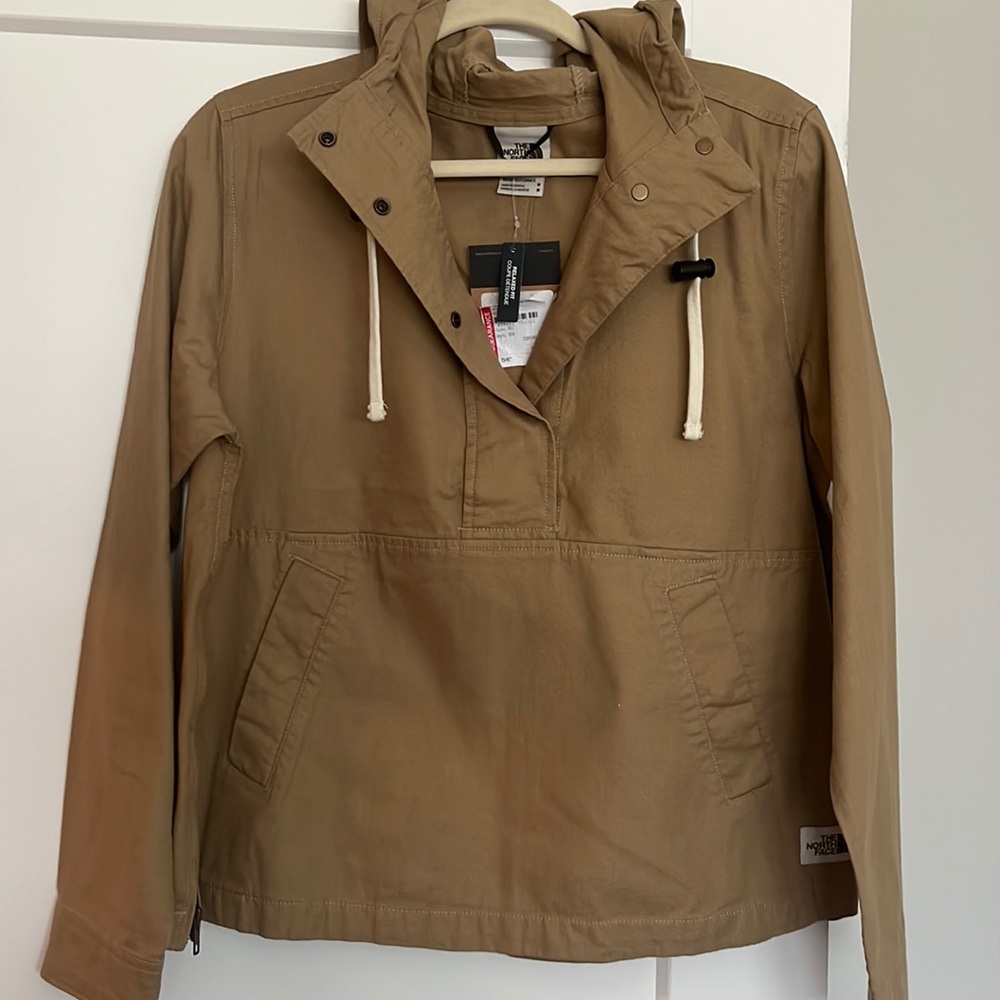 North face pullover jacket NWT
